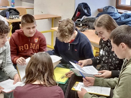 Volby ve Výmarské republice aneb cesta k holocaustu